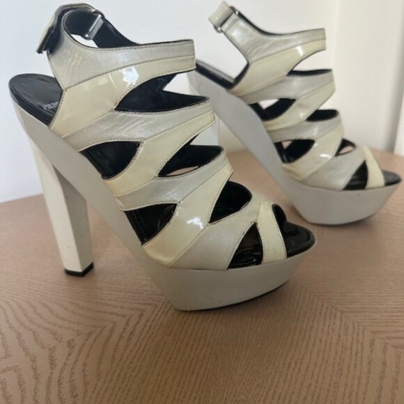 Pierre Hardy Chunky Heel Sandals, Cream, Leather & Patent Leather Size 38 - Picture 1 of 12